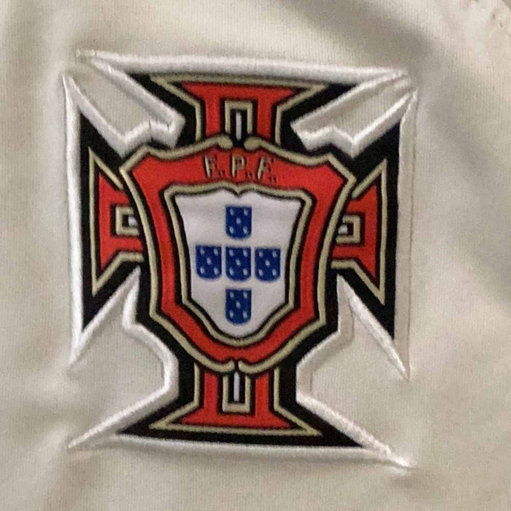 Portugal soccer Jersey Small Unisex - Picture 6 of 10